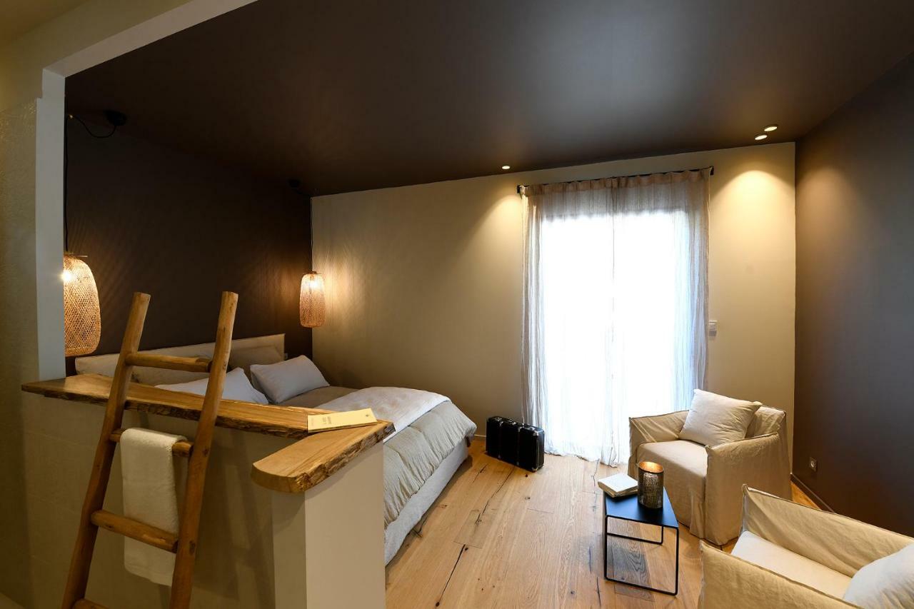 Les Loges En Provence "Villa Garrigue" วิลเนิฟ-เลส์-อาวิญง ภายนอก รูปภาพ